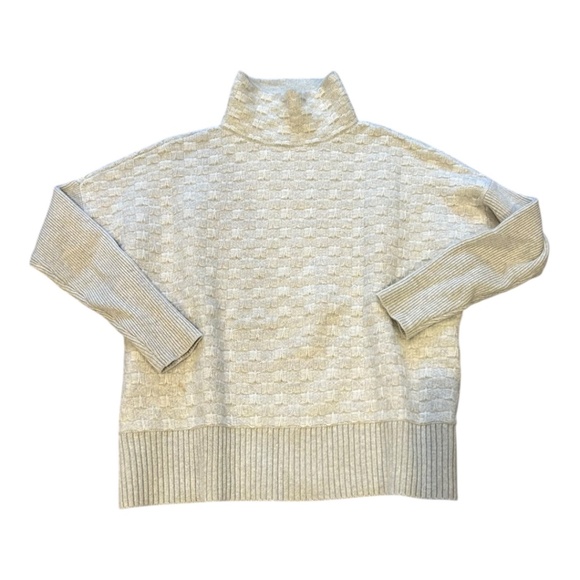 Club Monaco Oversized Cashmere Sweater in Cream Size M Women's - Picture 1 of 3